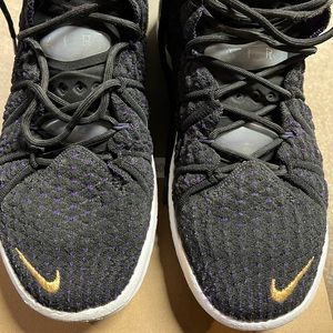 Nike Lebron James Basketball Sneakers. Purple/Black/Gold